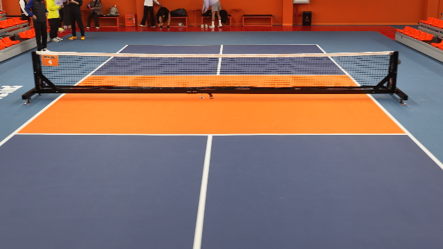 别再混淆！匹克球场vs羽毛球场，1分钟分清+改造指南